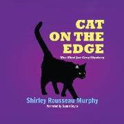 Cat on the Edge: A Joe Grey Mystery