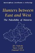 Hunters between East and West