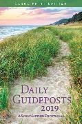 Daily Guideposts 2019 Large Print