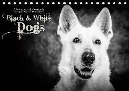 Dogs - Black & White (Tischkalender 2019 DIN A5 quer)