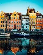 Guided Travel Journal: Holiday Vacation Planner: With Itinerary, Checklists, Bucket List, Expense Tracker and More (Copenhagen, Christianshav