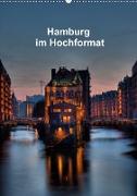 Hamburg im Hochformat (Wandkalender 2021 DIN A2 hoch)