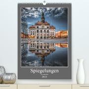 Lüneburg entdecken - Spiegelungen aus der Hansestadt. (Premium, hochwertiger DIN A2 Wandkalender 2021, Kunstdruck in Hochglanz)