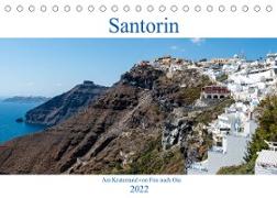 Santorin - Am Kraterand von Fira nach Oia (Tischkalender 2022 DIN A5 quer)