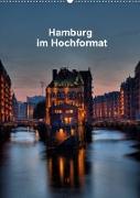 Hamburg im Hochformat (Wandkalender 2022 DIN A2 hoch)