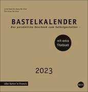 Bastelkalender 2023 Premium gold mittel. Blanko-Kalender zum Basteln mit Spiralbindung und Monatskalendarium. Foto- und Bastelkalender 2023