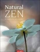 Natural Zen Kalender 2023. In der Ruhe liegt die Kraft. Naturkalender mit achtsamen Zitaten für bewusste Entspannung. Wandkalender 2023 mit Monatskalendarium