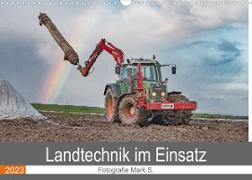 Landtechnik im Einsatz (Wandkalender 2023 DIN A3 quer)