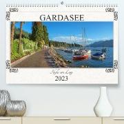 Gardasee - Idylle am Lago 2023 (Premium, hochwertiger DIN A2 Wandkalender 2023, Kunstdruck in Hochglanz)