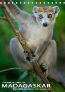 MADAGASKAR: Baobabs, Lemuren, Naturwunder (Tischkalender 2023 DIN A5 hoch)