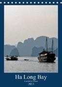 Ha Long Bay, Kreuzfahrt in Vietnam (Tischkalender 2023 DIN A5 hoch)