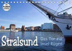 Stralsund. Das Tor zur Insel Rügen (Tischkalender 2023 DIN A5 quer)