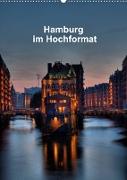 Hamburg im Hochformat (Wandkalender 2023 DIN A2 hoch)