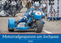 Motorradgespanne am Jochpass (Tischkalender 2023 DIN A5 quer)
