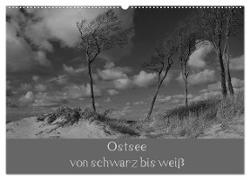 Ostsee - von schwarz bis weiß (Wandkalender 2024 DIN A2 quer), CALVENDO Monatskalender