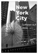 New York City Schwarz auf Weiß (Wandkalender 2024 DIN A2 hoch), CALVENDO Monatskalender