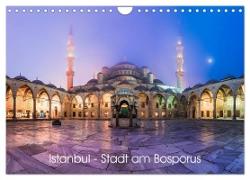 Istanbul - Stadt am Bosporus (Wandkalender 2024 DIN A4 quer), CALVENDO Monatskalender