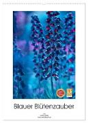Blauer Blütenzauber (Wandkalender 2024 DIN A2 hoch), CALVENDO Monatskalender