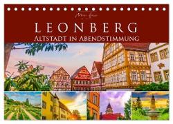 Leonberg - Altstadt in Abendstimmung (Tischkalender 2024 DIN A5 quer), CALVENDO Monatskalender
