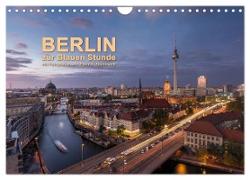 Berlin zur Blauen Stunde - 12 Berliner Sehenswürdigkeiten (Wandkalender 2024 DIN A4 quer), CALVENDO Monatskalender
