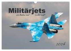 Militärjets am Boden und in der Luft (Wandkalender 2024 DIN A3 quer), CALVENDO Monatskalender