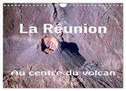 La Réunion, Au centre du volcan (Calendrier mural 2024 DIN A4 vertical), CALVENDO calendrier mensuel