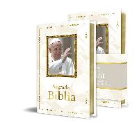 Biblia Católica: Letra grande. Edición conmemorativa del Papa Francisco HC acolchada / Catholic Bible Large format Padded HC Commemorative edition Pope